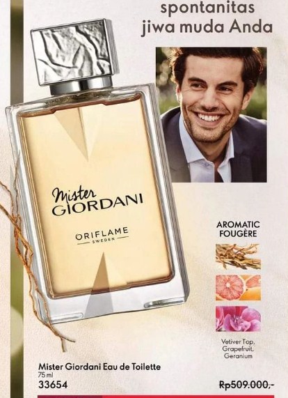 pamflet promosi parfum