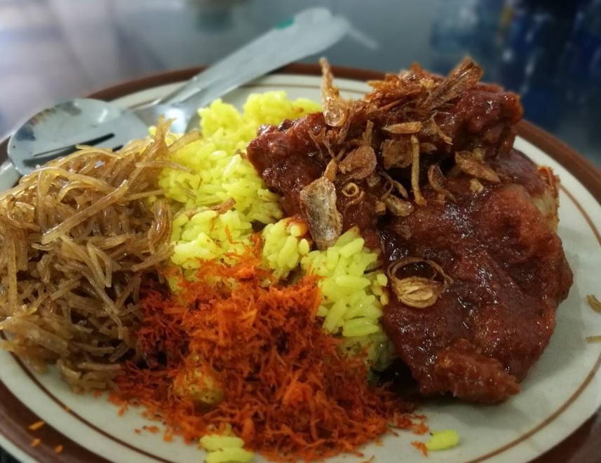 Cara Menentukan Nama Bisnis Warung Nasi Kuning Yang Tepat